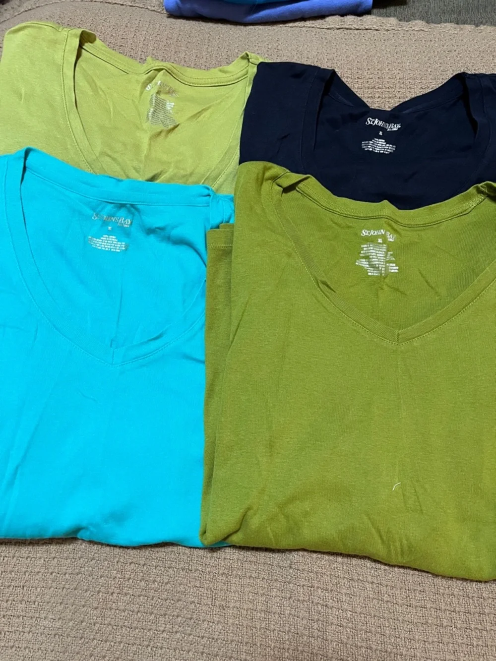 5 Women’s St. John's Bay Women's V-Neck Tees—Size XL - Picture 1 of 4